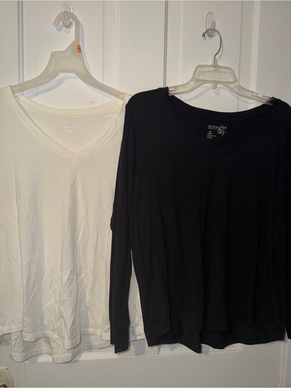 Bundle of 2 Terra & Sky Long Sleeve V-Neck Tops - Black & White